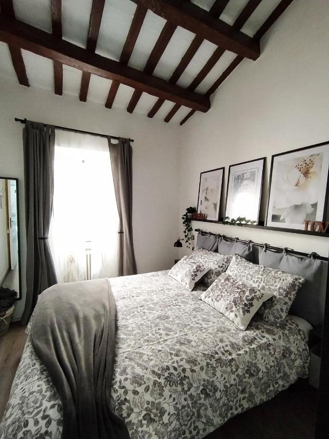 Casa In Centro Storico Vista Gran Sasso Appartement Atri Buitenkant foto