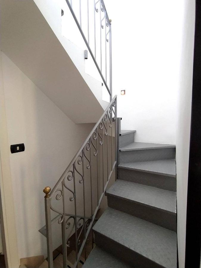 Casa In Centro Storico Vista Gran Sasso Appartement Atri Buitenkant foto